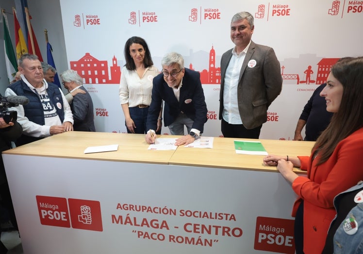 Cortés, Aguilar y Yuste, en la firma de la pre-candidatura.