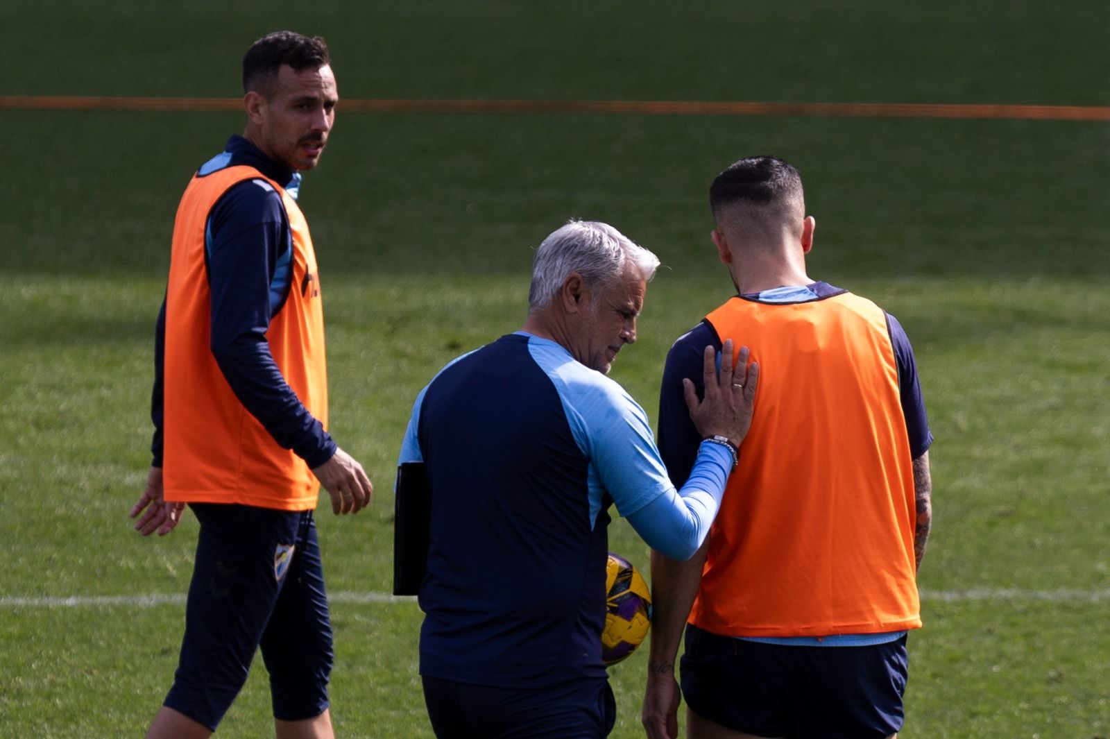 El entrenamiento del Málaga de puertas abiertas, en imágenes