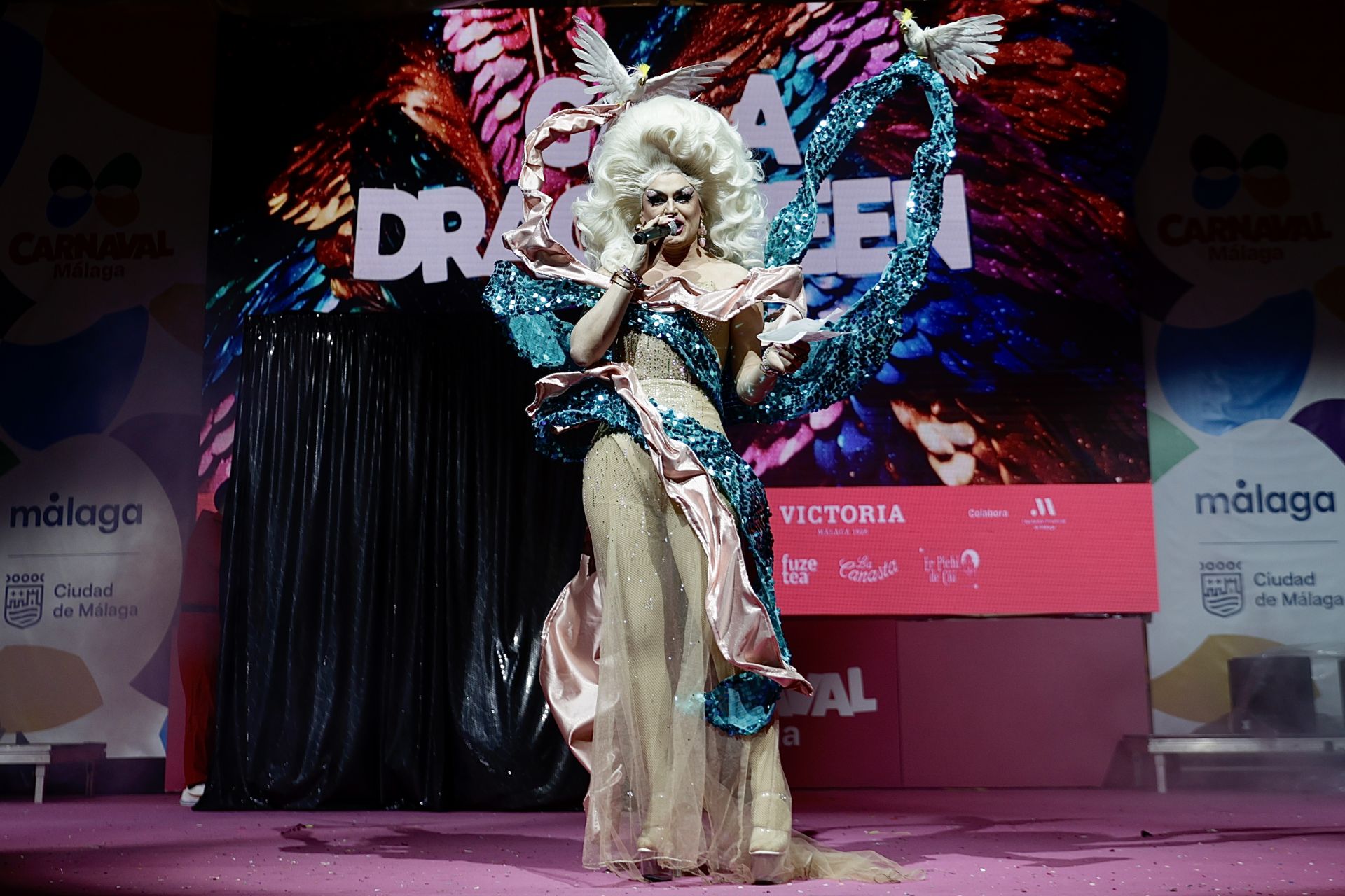 La Gala de Drag Queen del Carnaval de Málaga, en imágenes