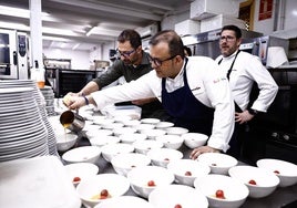 Cena de estrellas Michelin en el Festival Raíces en Málaga