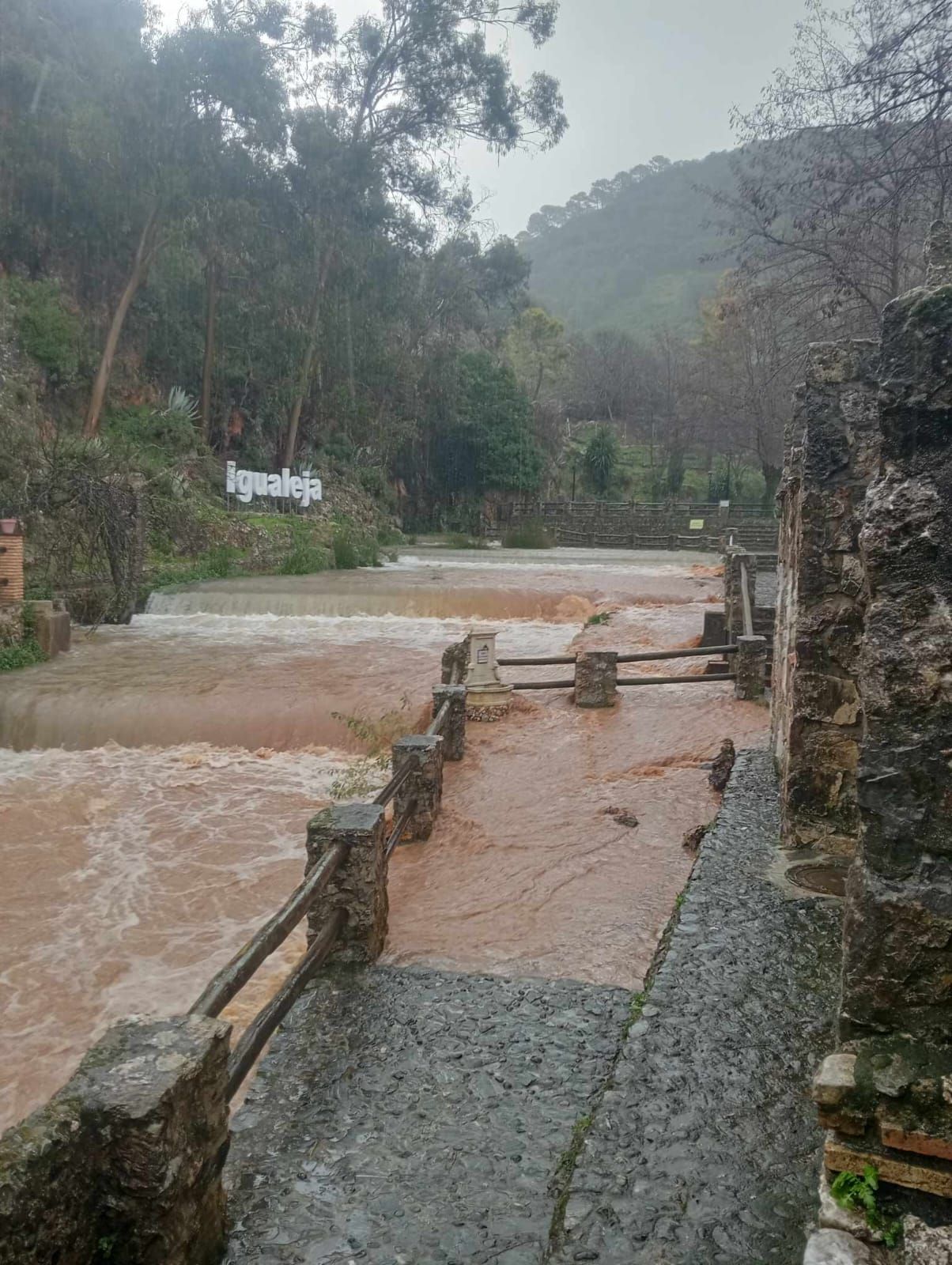 Uno de los municipios más afectados por las intensas lluvias de las últimas horas en Málaga