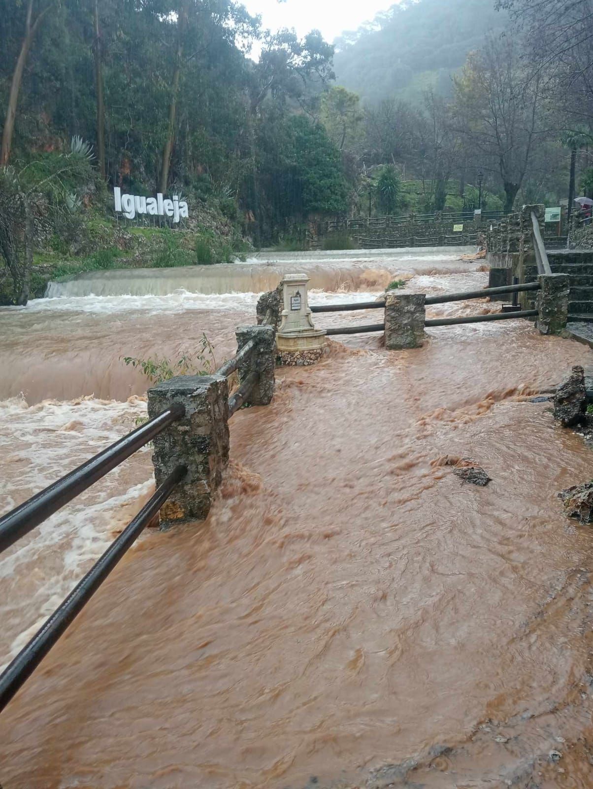 Uno de los municipios más afectados por las intensas lluvias de las últimas horas en Málaga