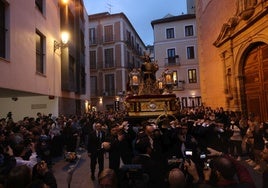 El vía crucis de la Agrupación de Cofradías de Málaga, en imágenes