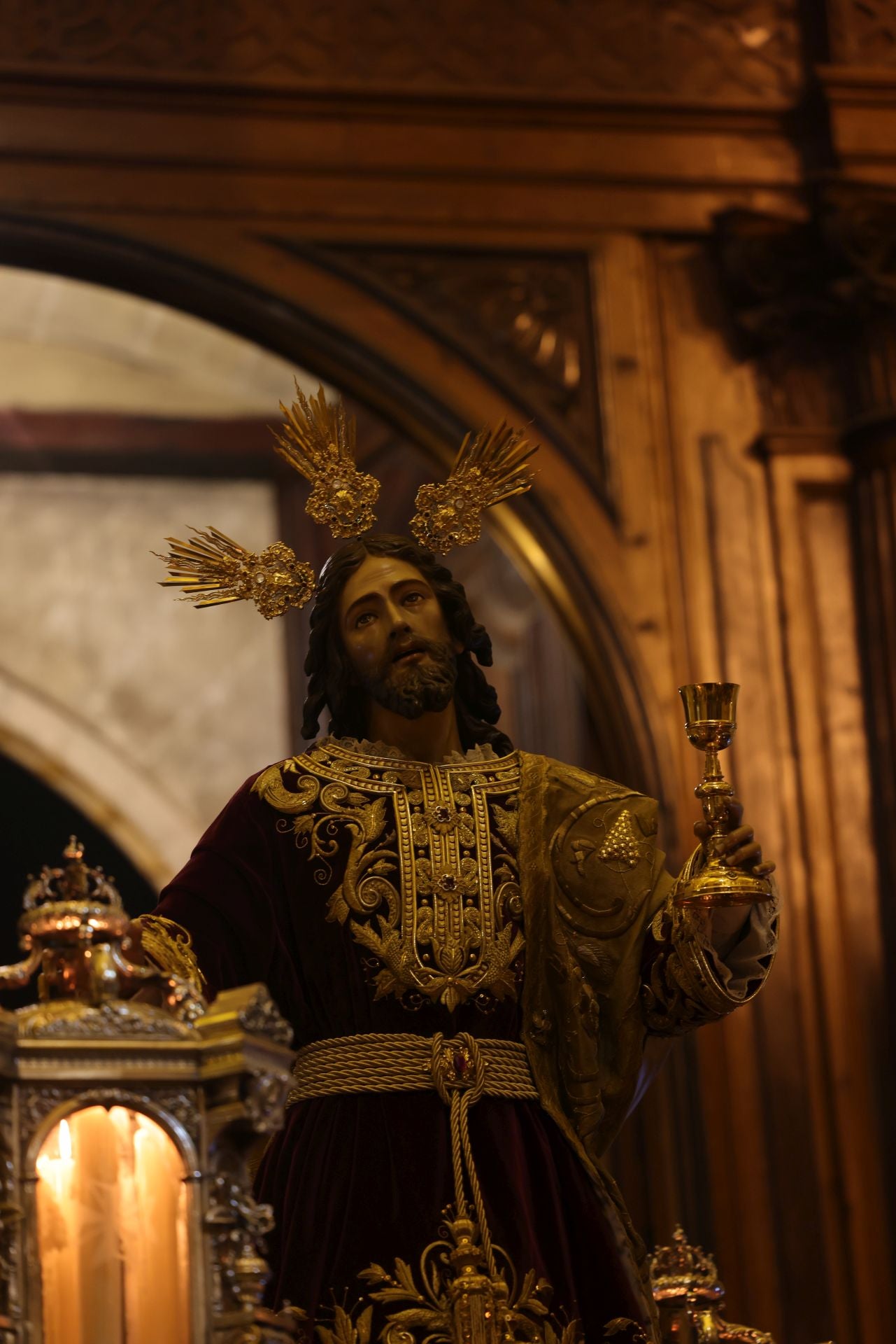 El vía crucis de la Agrupación de Cofradías de Málaga, en imágenes