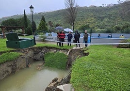 La lluvia obliga al cierre del Parque del Goleto en Manilva