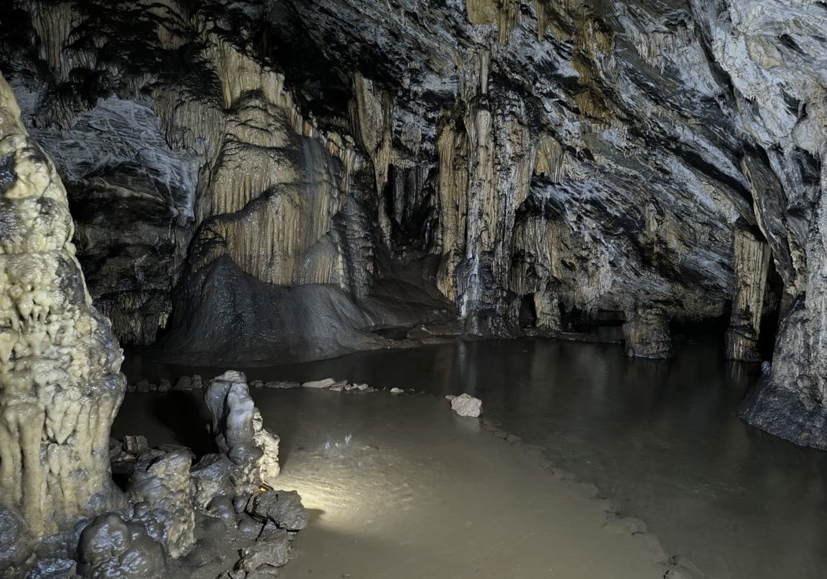 La Cueva de Ardales tras las fuertes lluvias.