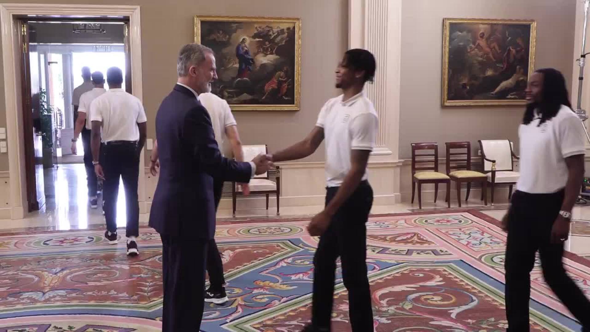 Felipe VI recibe al Unicaja por ganar la Copa del Rey