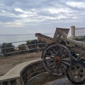 Una de las piezas de artillería de la batería defensiva que da nombre al parque de Torremolinos.
