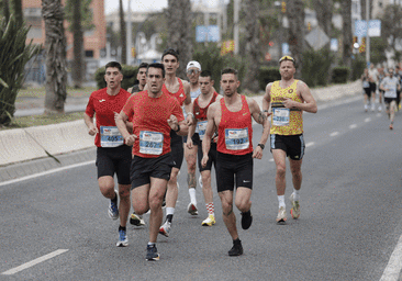¿Has corrido la Media Maratón de Málaga 2025? Búscate en nuestras fotos