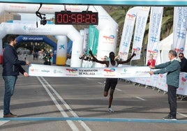 Los kenianos Kiprotich y Chemnung establecen nuevos récords en la Media Maratón de Málaga