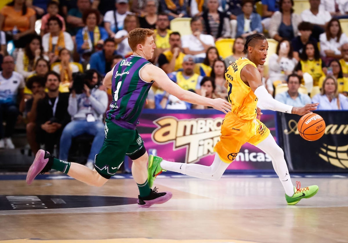 Clasificación Liga ACB: El Unicaja mantiene su posición, pero el Barça se le acerca