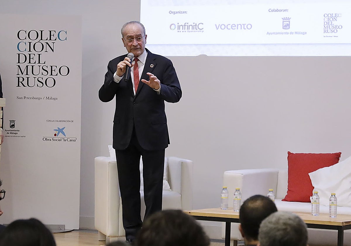 El alcalde de Málaga, Paco de la Torre, en un acto en el Museo Ruso.