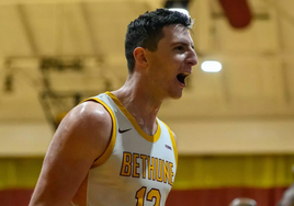Carralero, este curso en la NCAA.