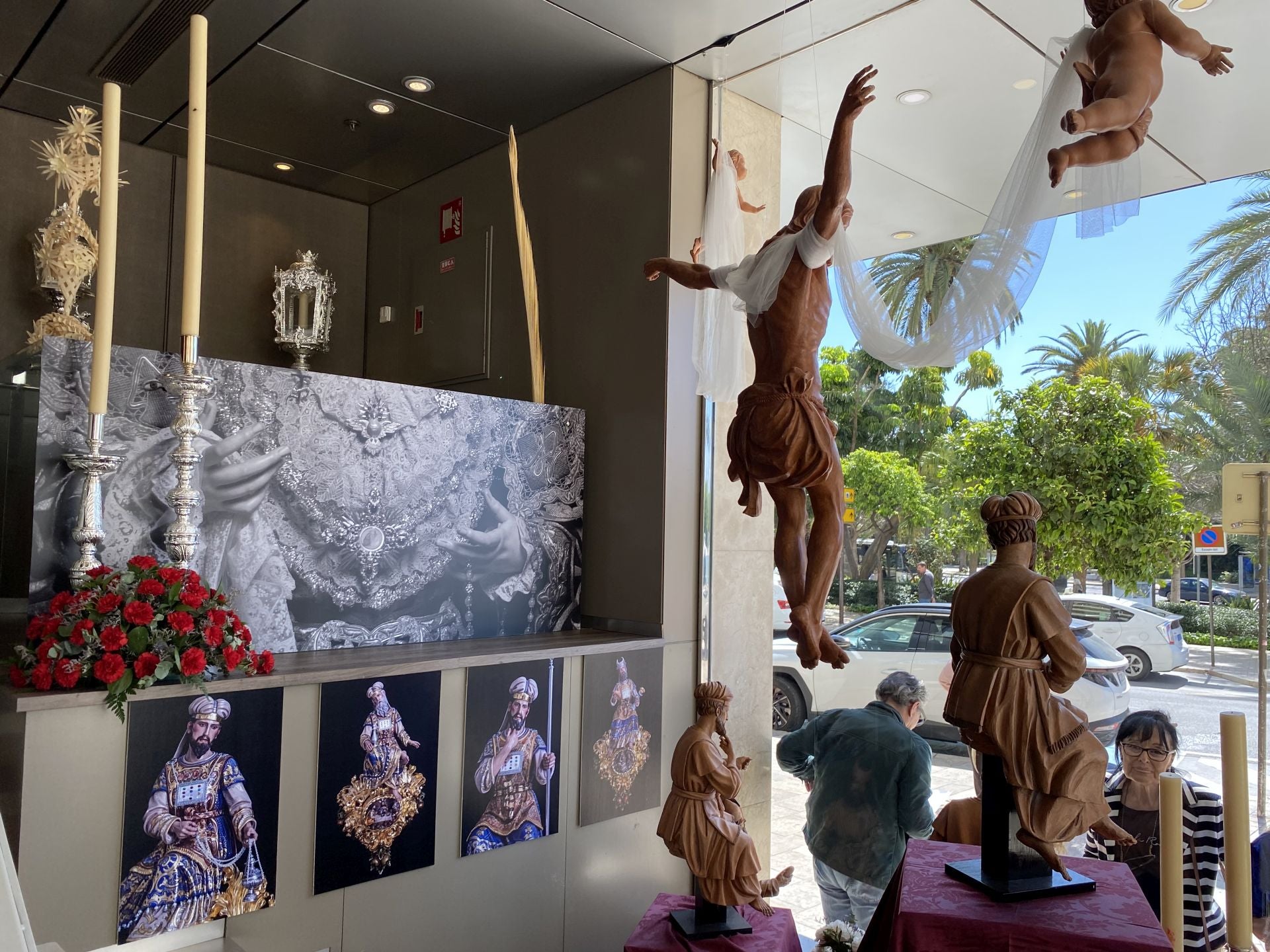 El hotel AC Málaga Palacio se convierte en el escaparate de la Semana Santa malagueña