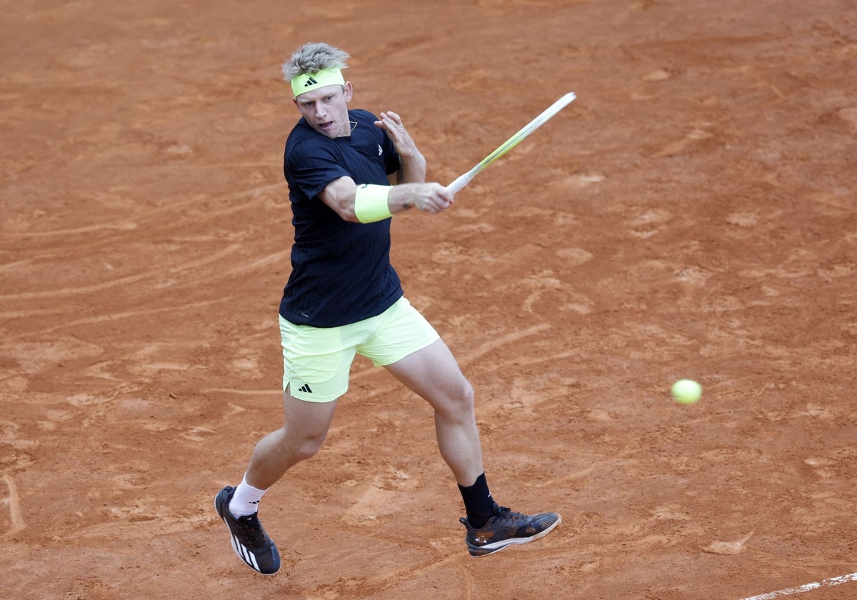 Davidovich madura su victoria ante Etcheverry