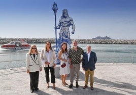 Puerto Banús expondrá hasta el próximo 28 de julio la escultura 'Poseidón'.