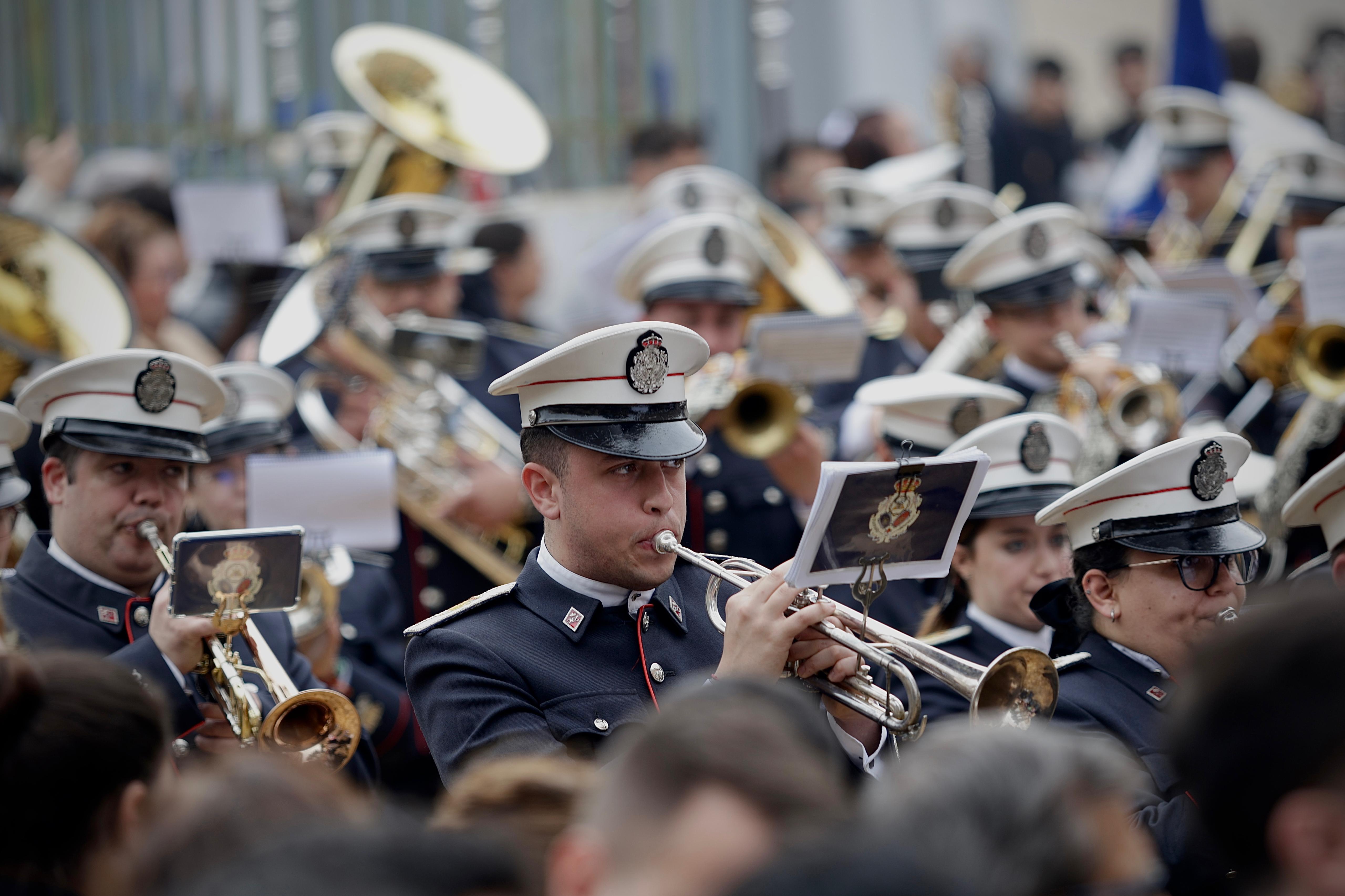 Traslados y procesiones del Sábado de Pasión en Málaga 2025