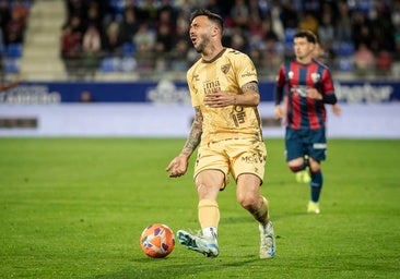 Así queda el Málaga en la clasificación tras perder frente al Huesca en El Alcoraz