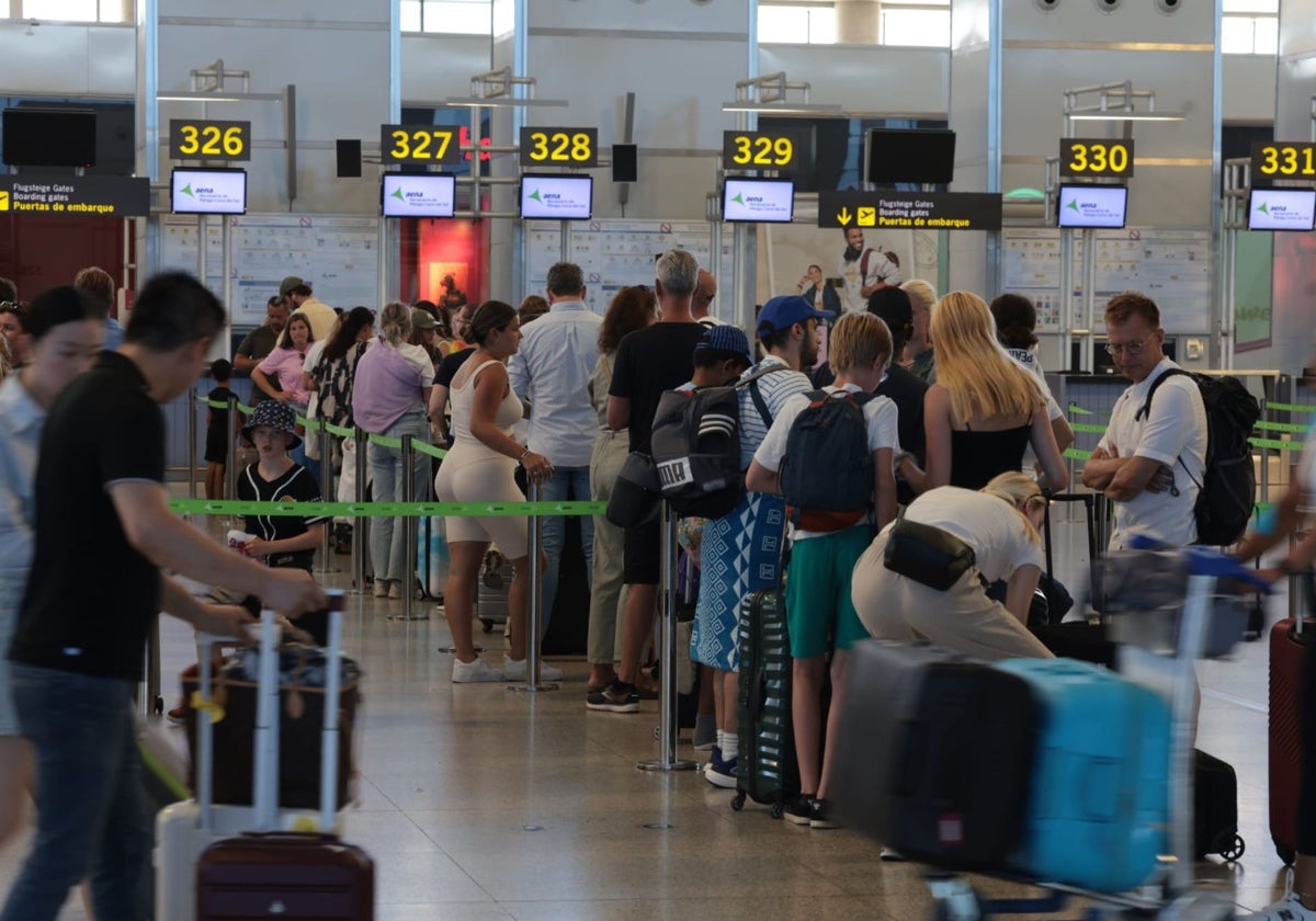 ¿Qué hacer si cancelan un vuelo en Semana Santa?