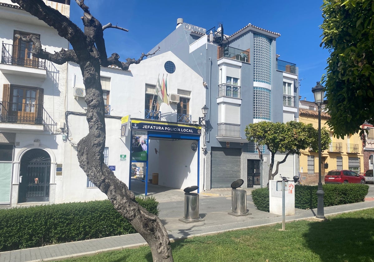 La Policía Local de Vélez-Málaga aumentará este año en un mínimo de seis agentes
