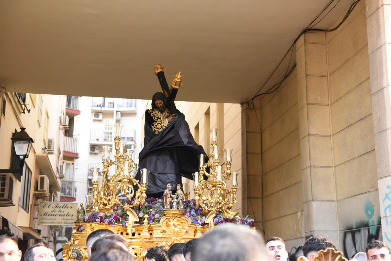 Nueva Esperanza, refugiada en la casa hermandad de Zamarrilla