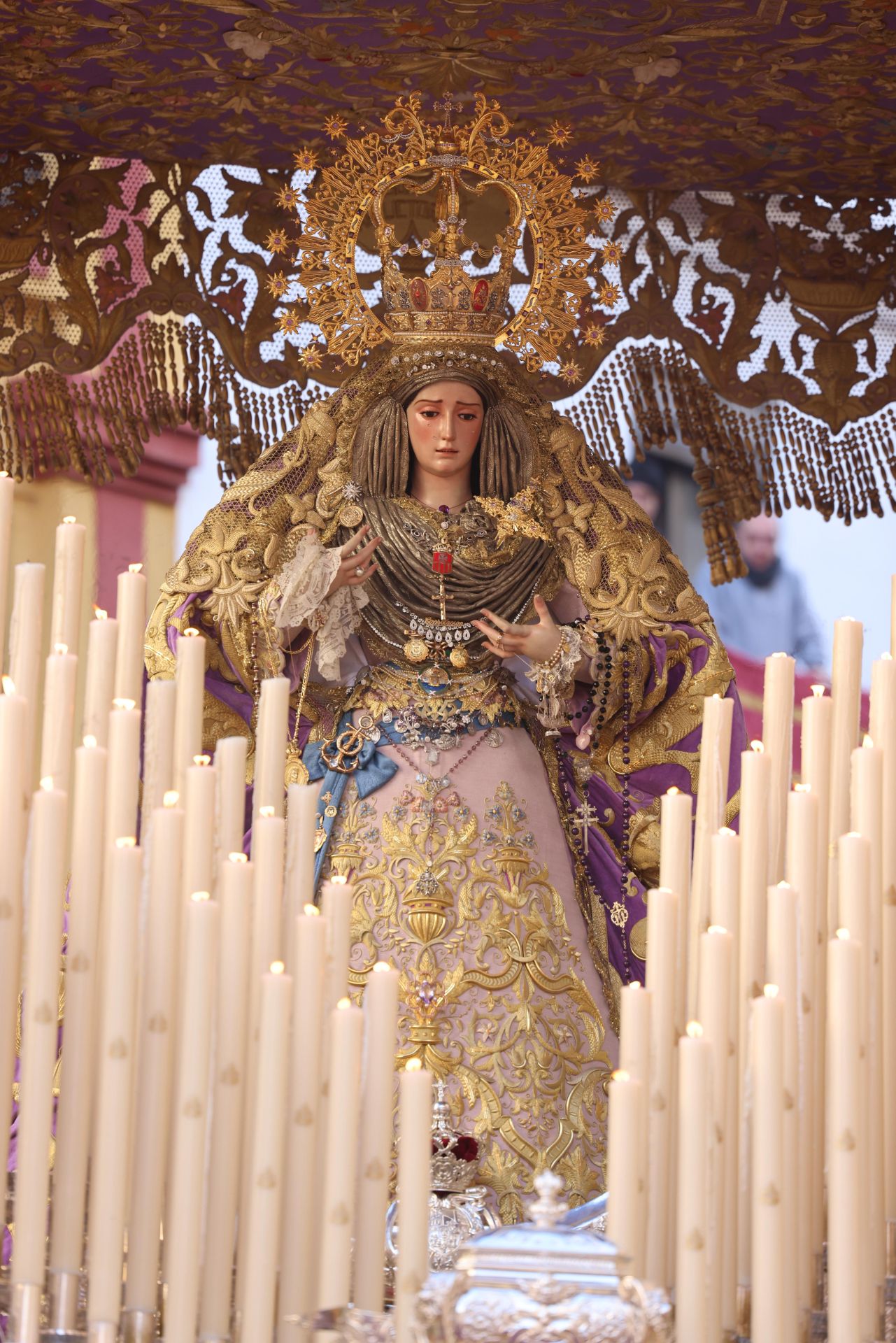 Salida del Santísimo Cristo de la Sangre y María Santísima de Consolación y Lágrimas.