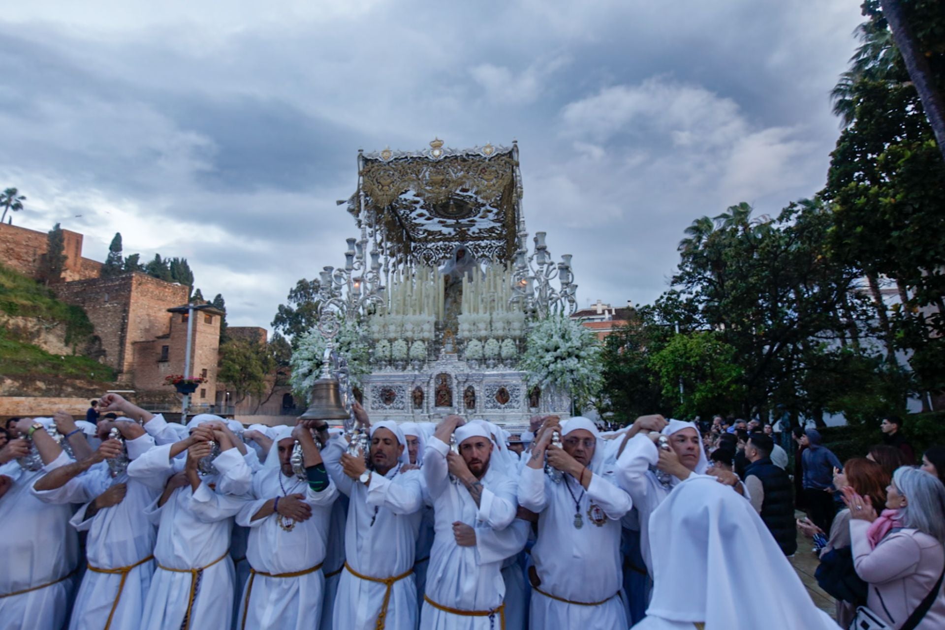 Momentos de la procesión de El Rocío