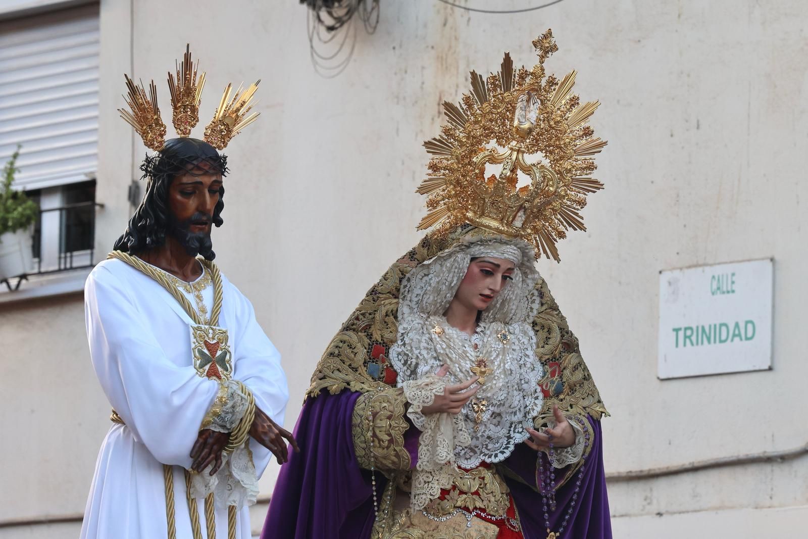 Traslado de Nuestro Señor Cautivo y la virgen de La Trinidad