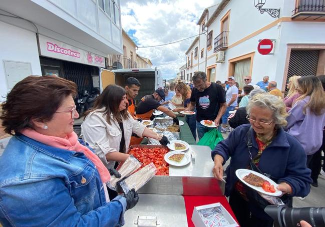 Este domingo se podrán saborear tortilla de habas al sur del Torcal.