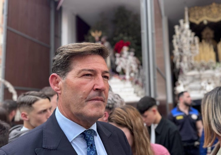 El portavoz de Vox, Antonio Alcázar, durante la Semana Santa.