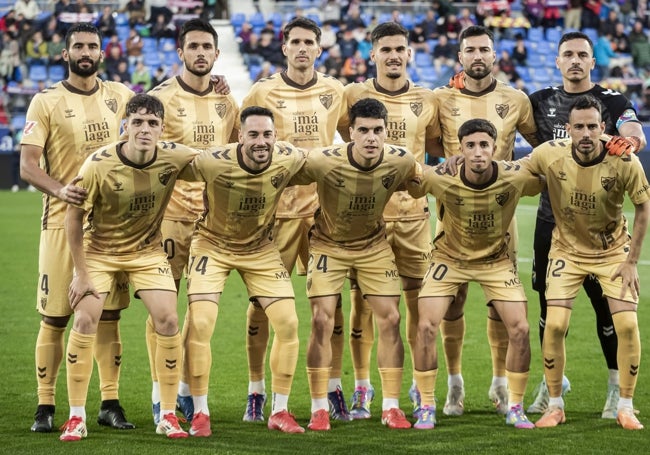 El once malaguista en Huesca, respecto al que hubo cuatro novedades en Eibar el pasado lunes.