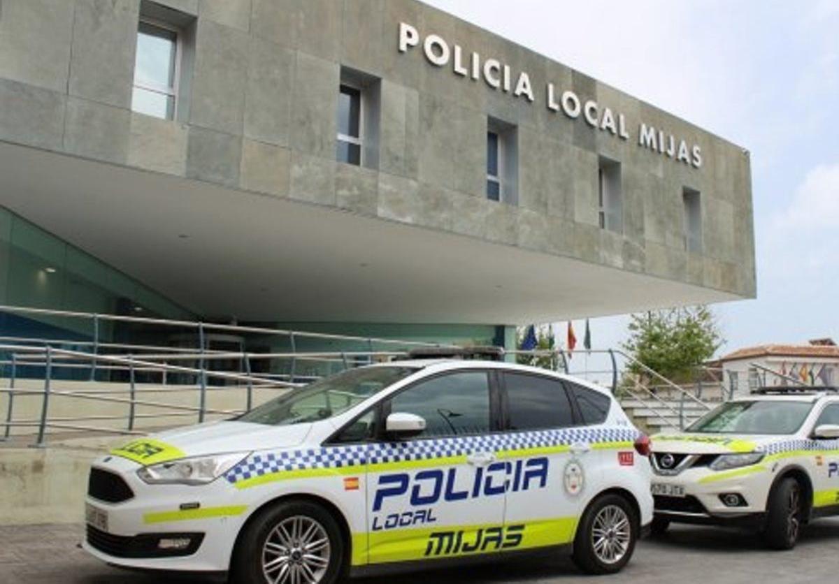 Detenido en Mijas por agredir y amenazar a su hermana con unas tijeras