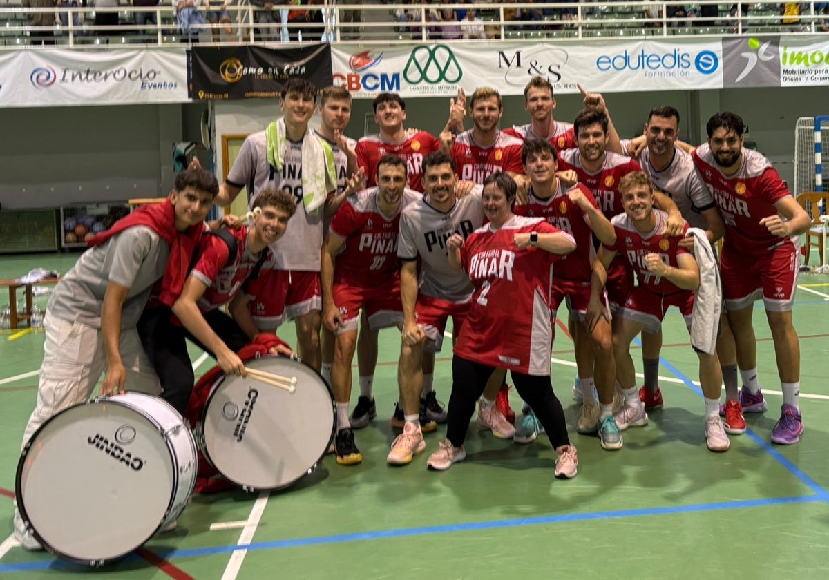 El Colegio El Pinar, campeón de Tercera FEB; el Unicaja Andalucía desciende