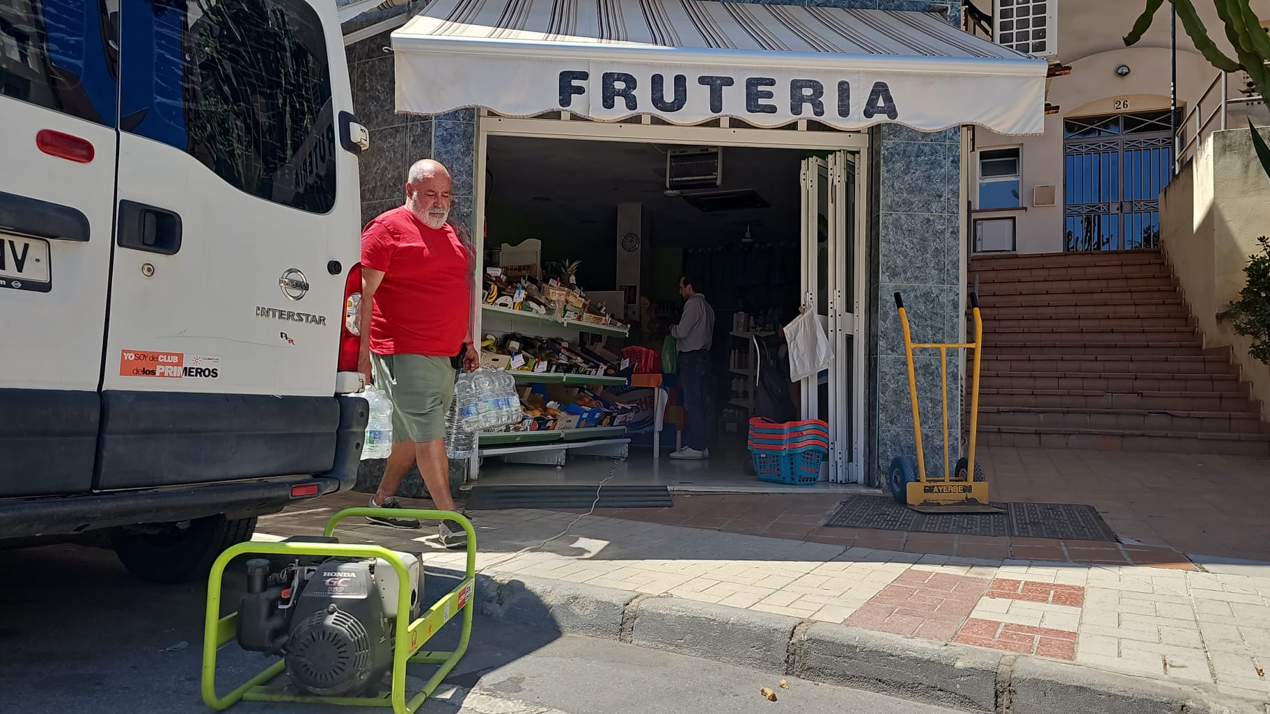 Negocios locales tirando de generadores propios en Torremolinos