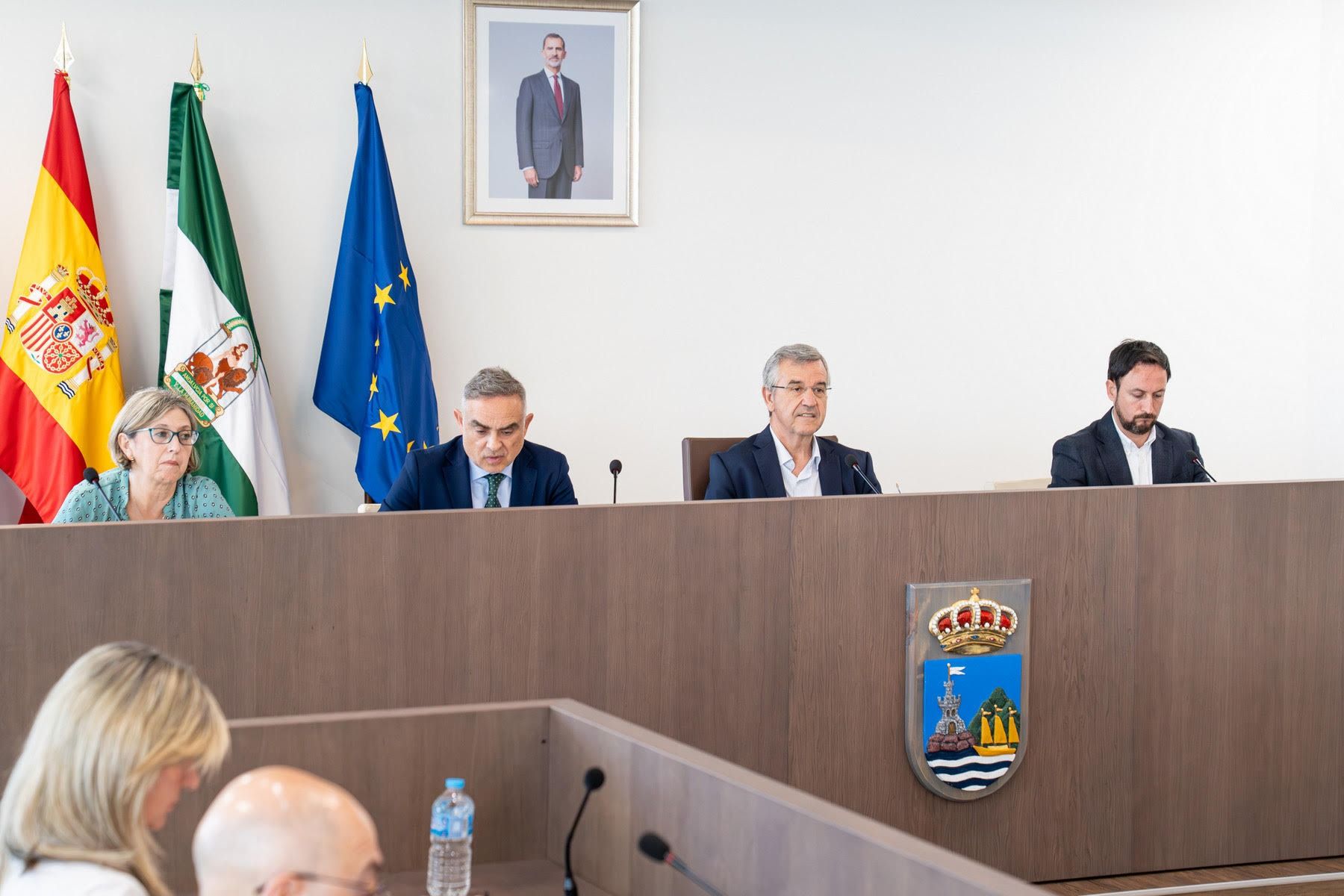 El Pleno del Ayuntamiento de Estepona aprueba dedicar un espacio público de la ciudad a la Legión Española