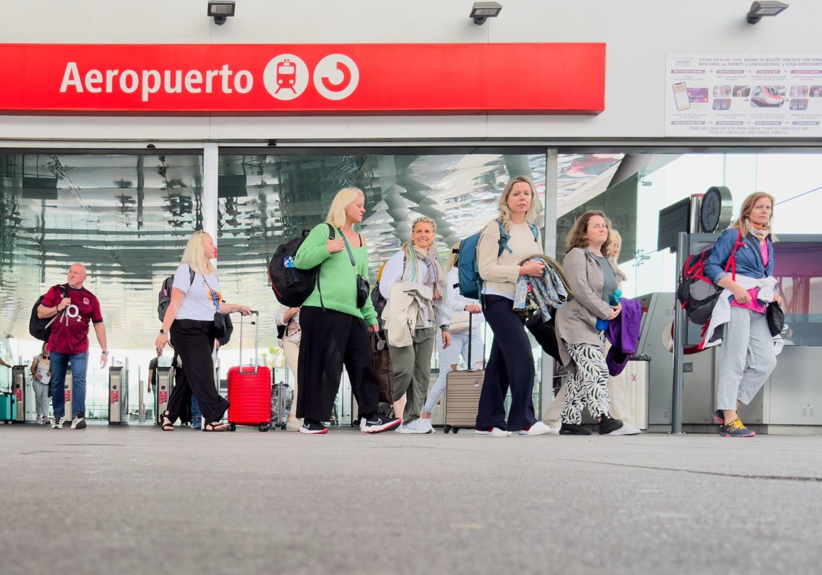 Los trenes de Cercanías de Málaga recuperan el servicio y serán gratis hoy todo el día