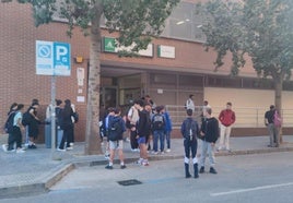 Los colegios e institutos de Andalucía abren este martes pero sin actividad lectiva