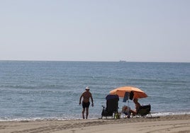 Imagen de archivo de la playa de la Carihuela