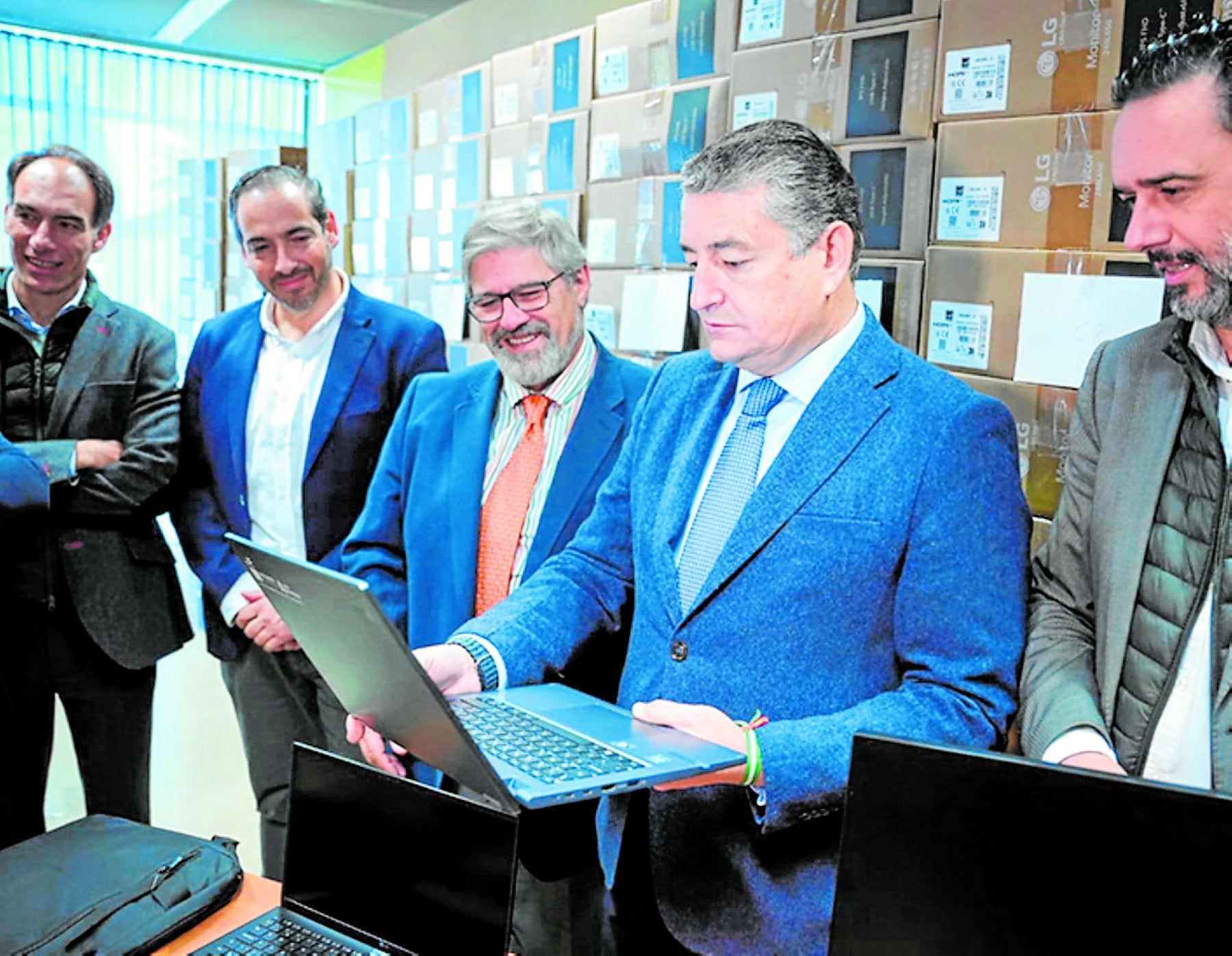 La Junta ultima un plan para modernizar y digitalizar su administración periférica