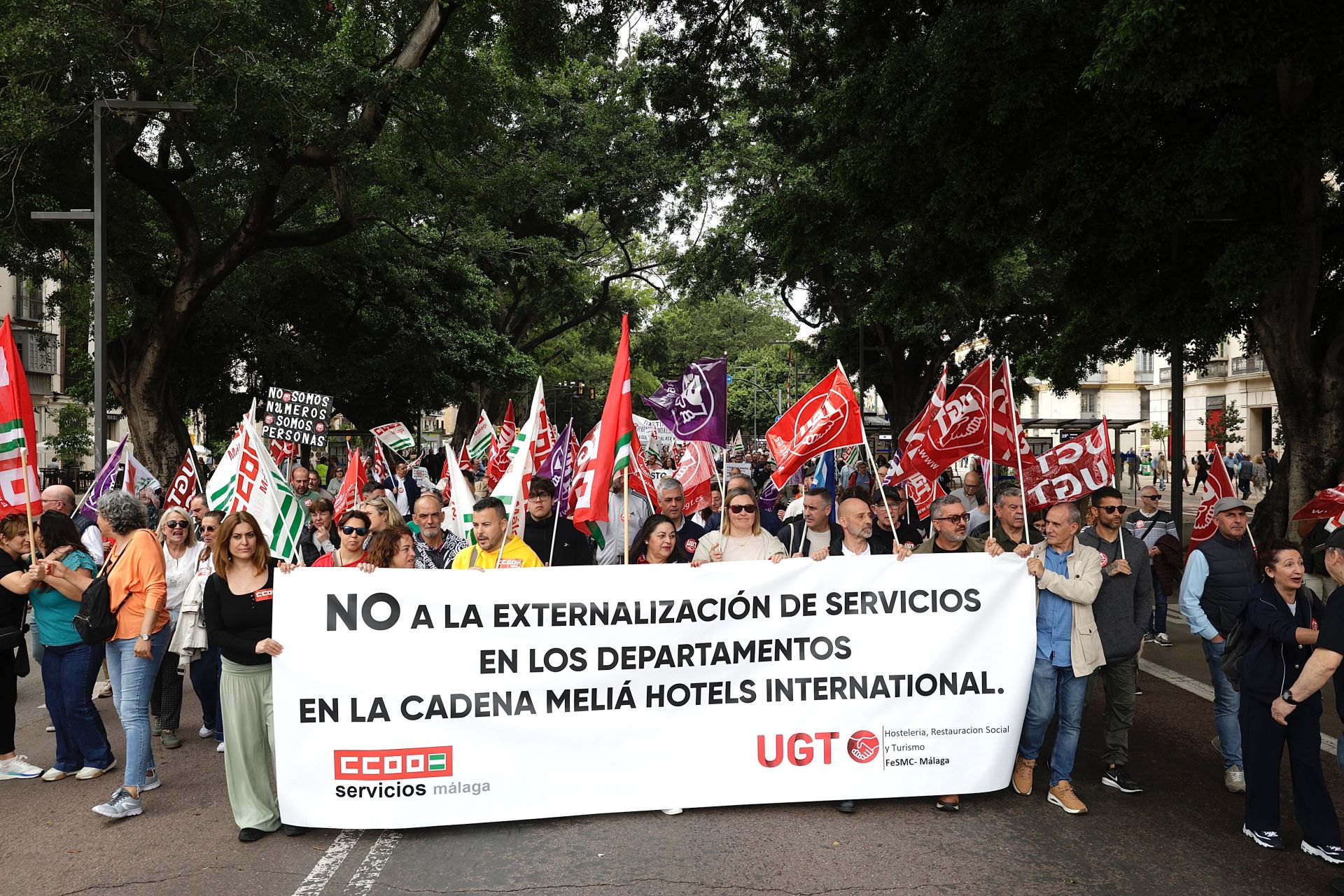 Manifestación del Primero de Mayo: miles de personas salen a la calle en Málaga