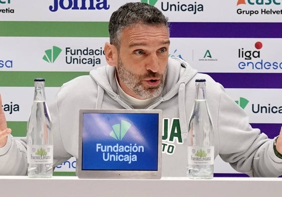 Ibon Navarro, durante la rueda de prensa que ofreció este viernes.