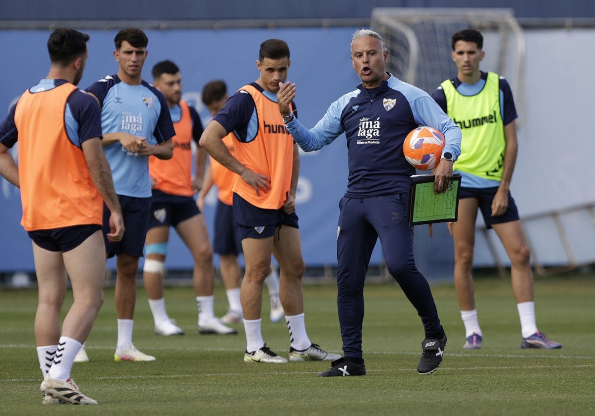 El Málaga, a terminar de sellar la permanencia