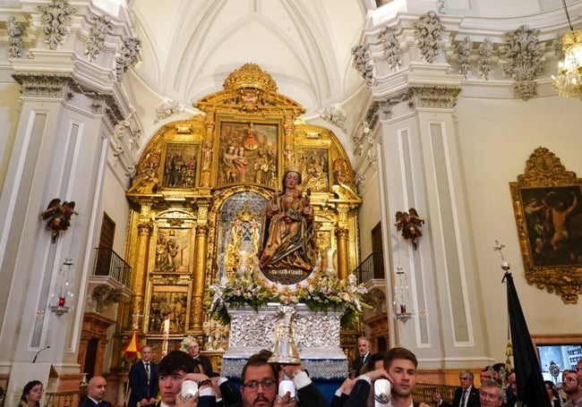 La Virgen de la Victoria, ya en su santuario.