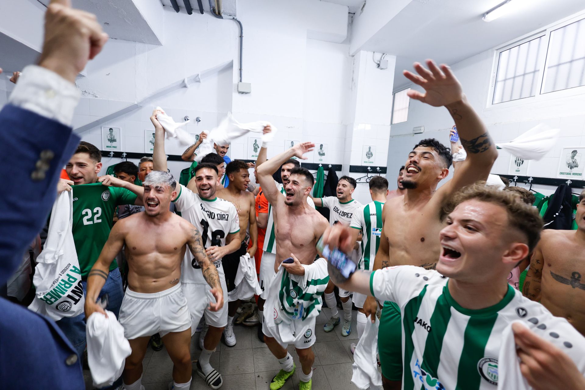 El Torremolinos hace historia con su ascenso a Primera RFEF: la victoria en fotos
