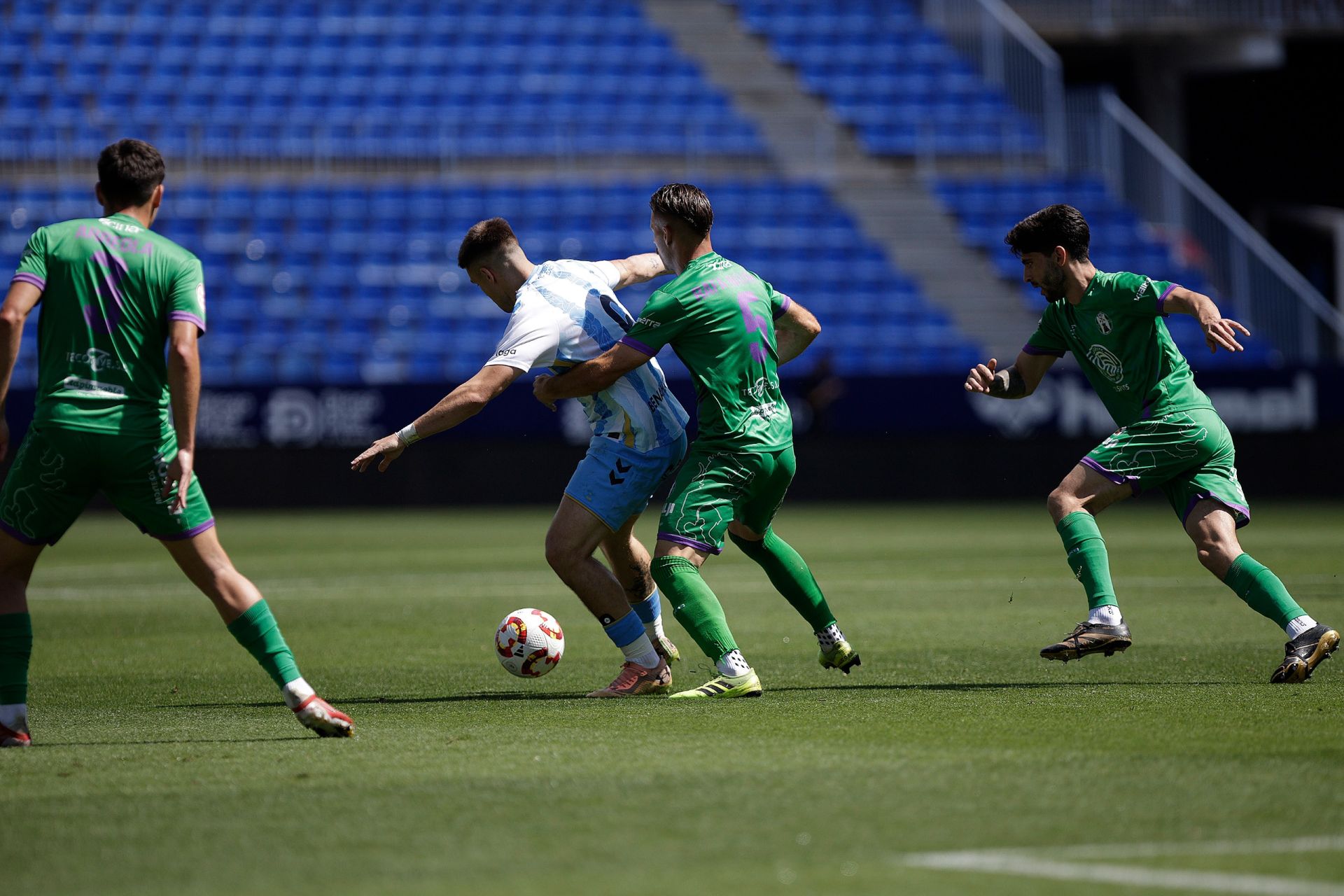 El ascenso del Malagueño en La Rosaleda, en fotos