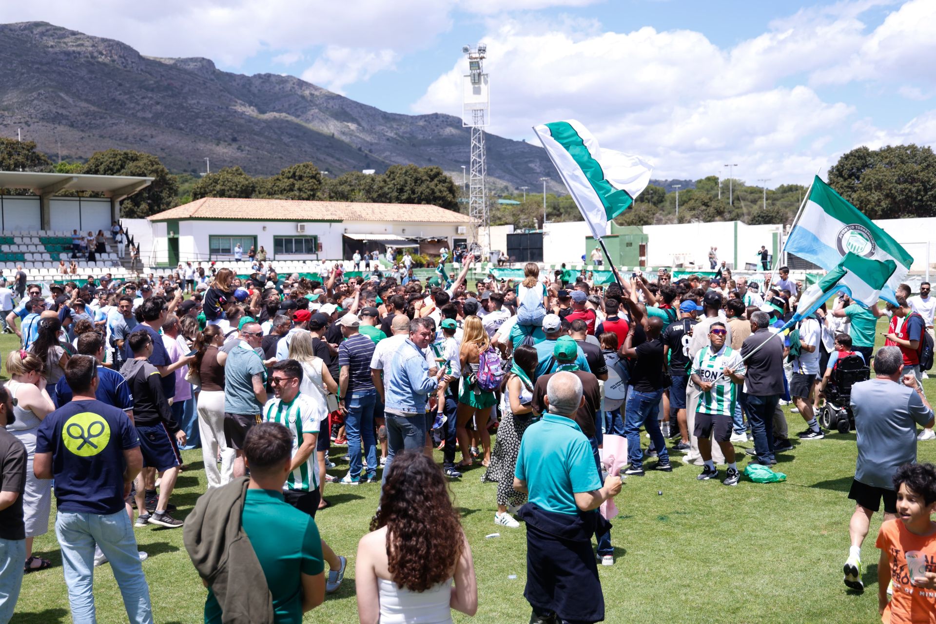 El Torremolinos hace historia con su ascenso a Primera RFEF: la victoria en fotos