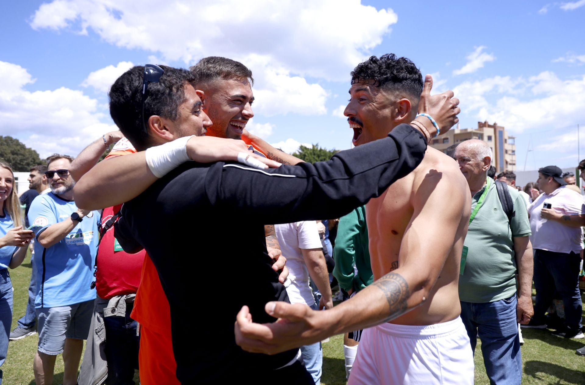 El Torremolinos hace historia con su ascenso a Primera RFEF: la victoria en fotos