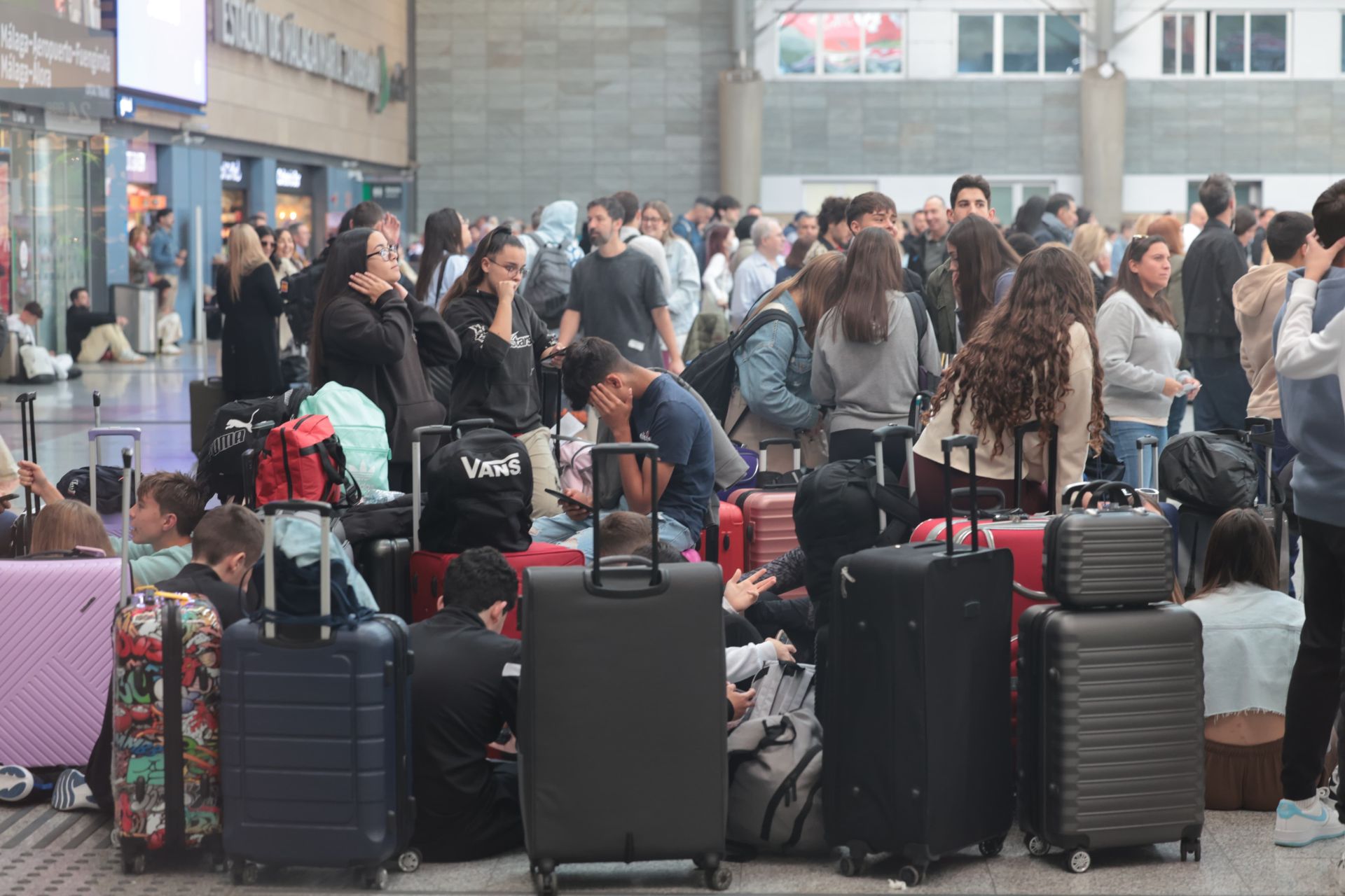 Trenes afectados en Málaga por el robo de cable en la línea de alta velocidad