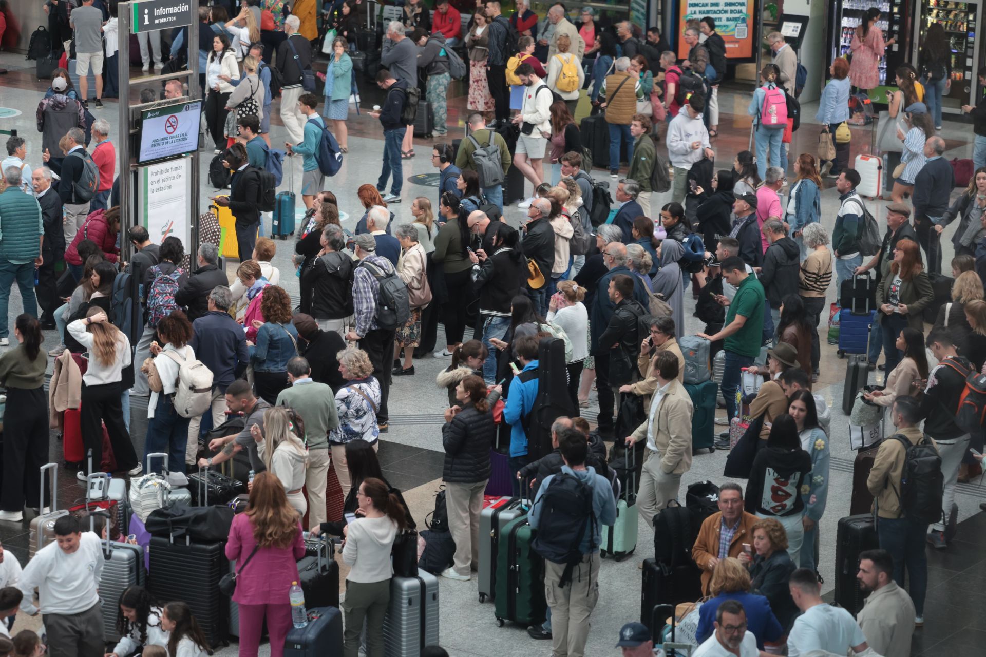 Trenes afectados en Málaga por el robo de cable en la línea de alta velocidad