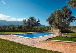 Piscina de La Alquería.